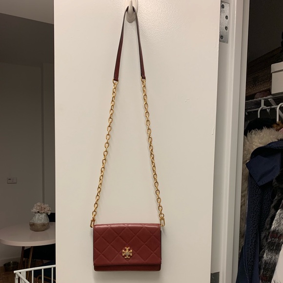 Tory Burch Handbags - Tory Burch Georgia Crossbody Bag in Light Burgundy